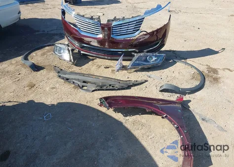 2017 Lincoln Mkx Reserve z USA, uszkodzony, nr VIN 2LMPJ8LP1HBL35748